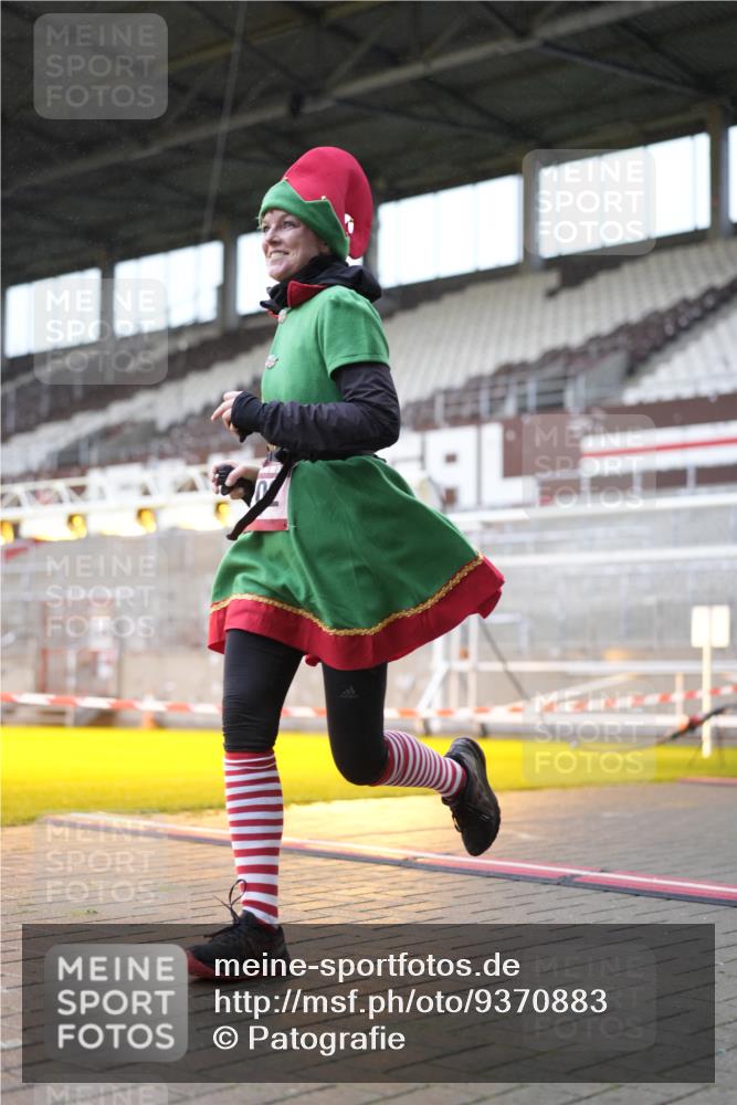 07.12.2025 - St. Pauli X-Mass-Run No. 15 Patografie http://msf.ph/oto/9370883 07.12.2025 11:36:53 Ziel 484, 1588, 1590, 2004, 2022, 2102, 2279, 2405, 2517, 2917, 3931 meine-sportfotos.de