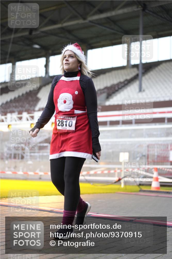 07.12.2025 - St. Pauli X-Mass-Run No. 15 Patografie http://msf.ph/oto/9370915 07.12.2025 11:37:20 Ziel 544, 857, 1280, 2153, 2810 meine-sportfotos.de