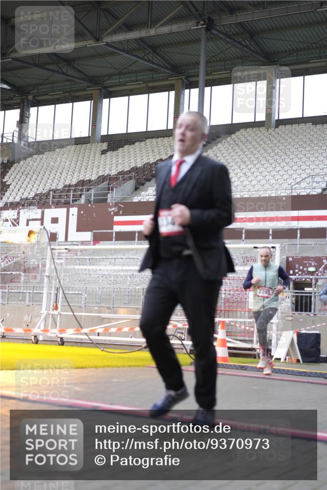 07.12.2025 - St. Pauli X-Mass-Run No. 15 Patografie http://msf.ph/oto/9370973 07.12.2025 11:38:09 Ziel 307, 2395, 2396, 2715, 3065, 3066, 3341, 3762, 3765 meine-sportfotos.de