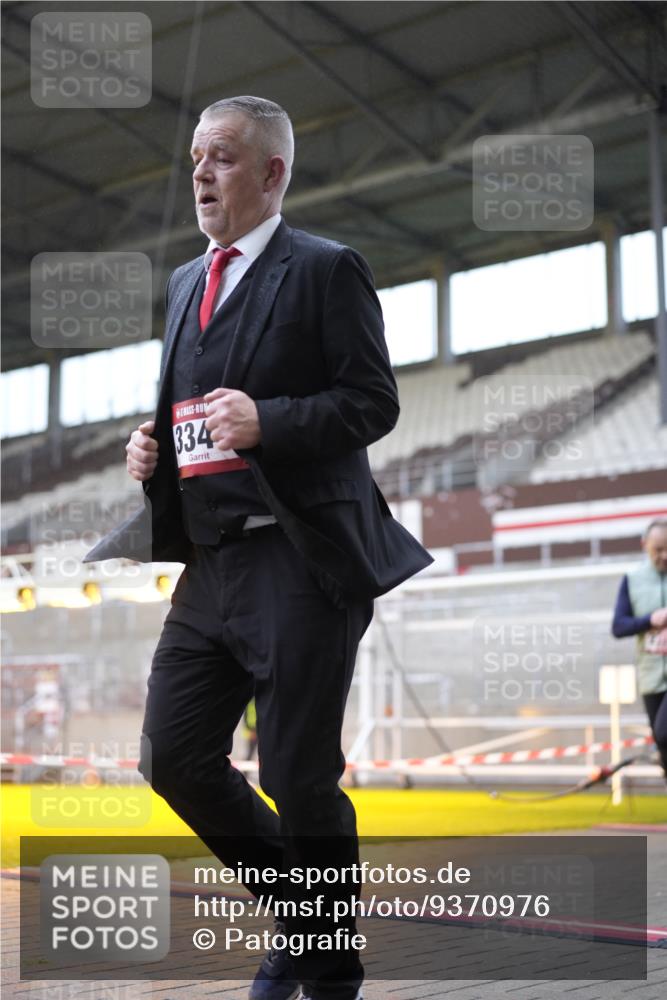 07.12.2025 - St. Pauli X-Mass-Run No. 15 Patografie http://msf.ph/oto/9370976 07.12.2025 11:38:10 Ziel 307, 2395, 2396, 2715, 3065, 3066, 3341, 3762, 3765 meine-sportfotos.de