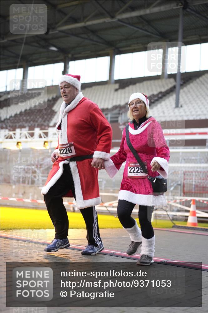07.12.2025 - St. Pauli X-Mass-Run No. 15 Patografie http://msf.ph/oto/9371053 07.12.2025 11:39:04 Ziel 1737, 2225, 2226, 2602, 3357 meine-sportfotos.de