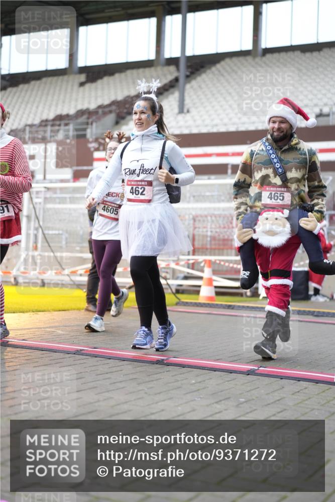 07.12.2025 - St. Pauli X-Mass-Run No. 15 Patografie http://msf.ph/oto/9371272 07.12.2025 11:41:58 Ziel 15, 462, 465, 1834, 2291, 3717, 3718, 3922, 3923, 4605 meine-sportfotos.de