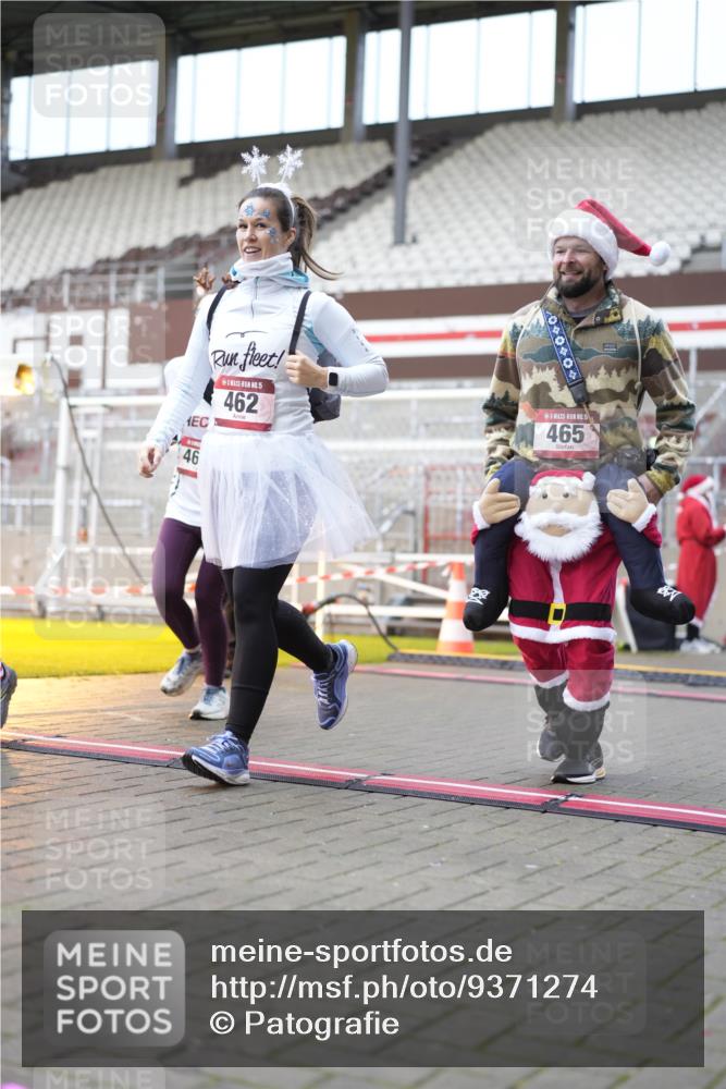 07.12.2025 - St. Pauli X-Mass-Run No. 15 Patografie http://msf.ph/oto/9371274 07.12.2025 11:41:59 Ziel 15, 462, 465, 1834, 2291, 3717, 3718, 3810, 3922, 3923, 4605 meine-sportfotos.de