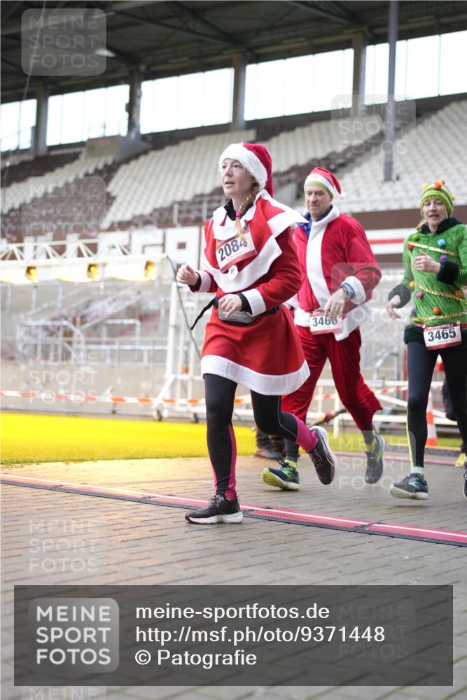 07.12.2025 - St. Pauli X-Mass-Run No. 15 Patografie http://msf.ph/oto/9371448 07.12.2025 11:43:42 Ziel 71, 364, 1713, 1949, 2084, 2116, 2586, 2600, 2971, 3403, 3404, 3447, 3453, 3465, 3466, 3467, 3769, 4603 meine-sportfotos.de