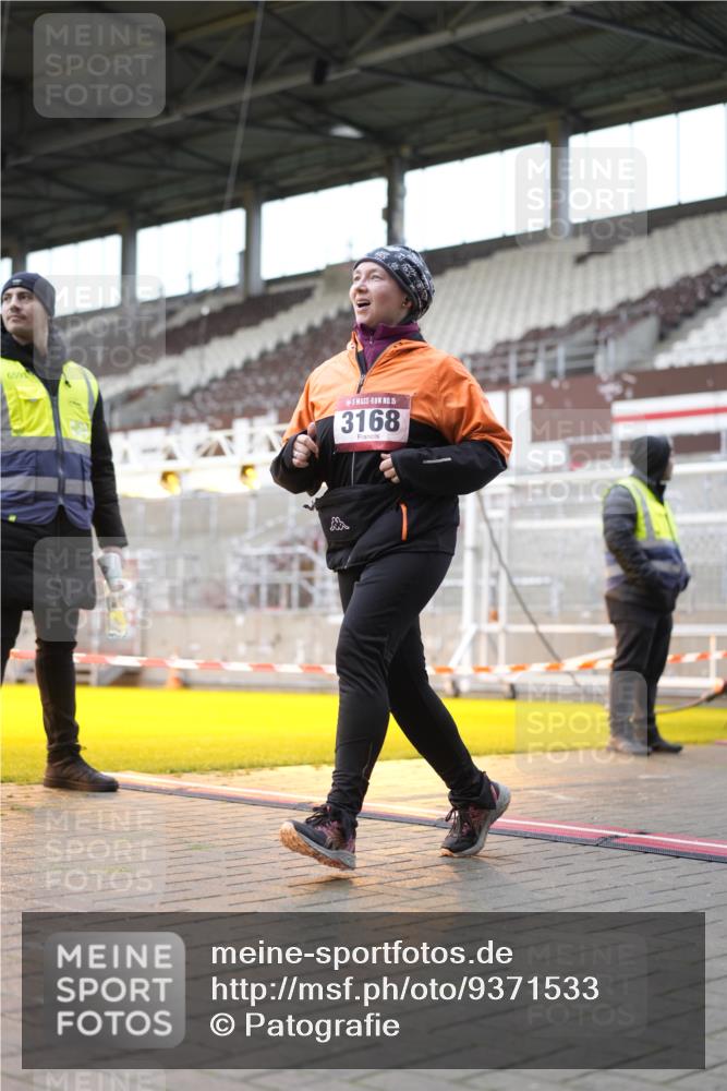 07.12.2025 - St. Pauli X-Mass-Run No. 15 Patografie http://msf.ph/oto/9371533 07.12.2025 11:44:24 Ziel 365, 1933, 2181, 2424, 2436, 3043, 3086, 3168, 3829, 3830, 3831, 3930, 4003 meine-sportfotos.de