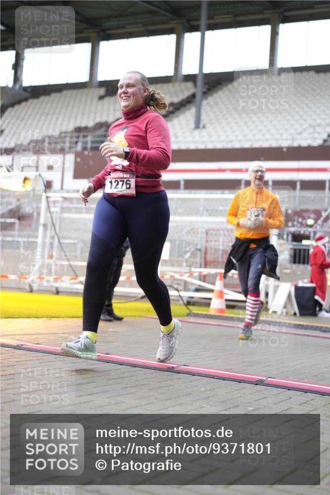 07.12.2025 - St. Pauli X-Mass-Run No. 15 Patografie http://msf.ph/oto/9371801 07.12.2025 11:46:38 Ziel 346, 371, 642, 649, 903, 1276, 2108, 2109, 2111, 2179, 2180, 3960 meine-sportfotos.de