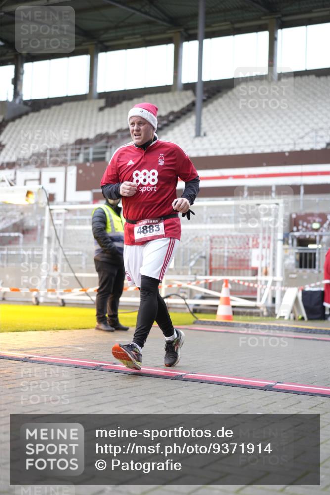 07.12.2025 - St. Pauli X-Mass-Run No. 15 Patografie http://msf.ph/oto/9371914 07.12.2025 11:47:15 Ziel 353, 530, 614, 898, 900, 901, 992, 2221, 2223, 2568, 3215, 3216, 3416, 3419, 3420, 3430, 3471, 3482, 3594, 3596, 3641, 3798, 3800, 3948, 3949, 4883, 5004 meine-sportfotos.de