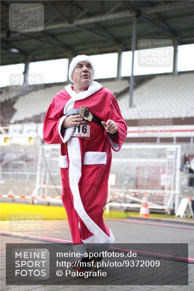 07.12.2025 - St. Pauli X-Mass-Run No. 15 Patografie http://msf.ph/oto/9372009 07.12.2025 11:47:49 Ziel 1032, 1471, 1474, 1534, 1539, 1597, 1622, 1951, 2381, 2384, 2451, 2452, 2475, 2516, 2842, 3225, 3227, 3312, 3313, 4425, 4427 meine-sportfotos.de