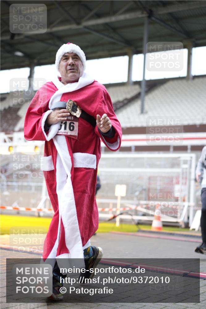 07.12.2025 - St. Pauli X-Mass-Run No. 15 Patografie http://msf.ph/oto/9372010 07.12.2025 11:47:49 Ziel 1032, 1471, 1474, 1534, 1539, 1597, 1622, 1951, 2381, 2384, 2451, 2452, 2475, 2516, 2842, 3225, 3227, 3312, 3313, 4425, 4427 meine-sportfotos.de