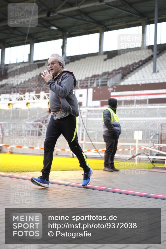 07.12.2025 - St. Pauli X-Mass-Run No. 15 Patografie http://msf.ph/oto/9372038 07.12.2025 11:47:57 Ziel 207, 724, 796, 1471, 1474, 1534, 1539, 1597, 2381, 2384, 2451, 2452, 2475, 2516, 2842, 3225, 3227, 3312, 3313, 3542, 3545, 3547, 3602, 4425, 4427 meine-sportfotos.de