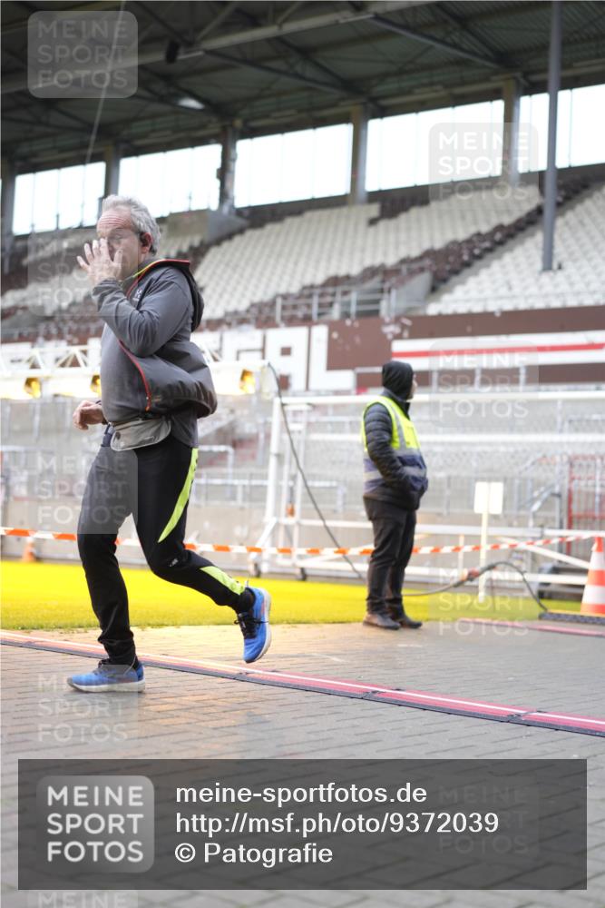 07.12.2025 - St. Pauli X-Mass-Run No. 15 Patografie http://msf.ph/oto/9372039 07.12.2025 11:47:57 Ziel 207, 724, 796, 1471, 1474, 1534, 1539, 1597, 2381, 2384, 2451, 2452, 2475, 2516, 2842, 3225, 3227, 3312, 3313, 3542, 3545, 3547, 3602, 4425, 4427 meine-sportfotos.de