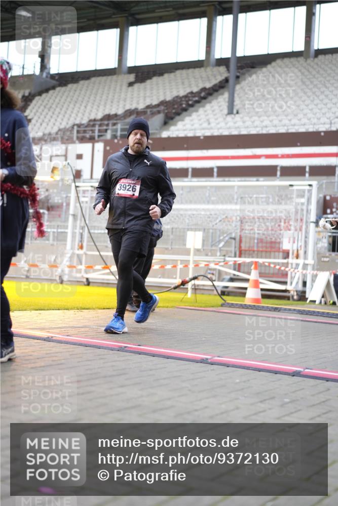 07.12.2025 - St. Pauli X-Mass-Run No. 15 Patografie http://msf.ph/oto/9372130 07.12.2025 11:48:35 Ziel 616, 732, 1613, 1891, 1911, 1926, 1927, 2008, 2075, 2148, 2432, 2717, 2718, 3023, 3388, 3646, 3926, 4134, 4423, 4424, 4426, 4477, 4480 meine-sportfotos.de