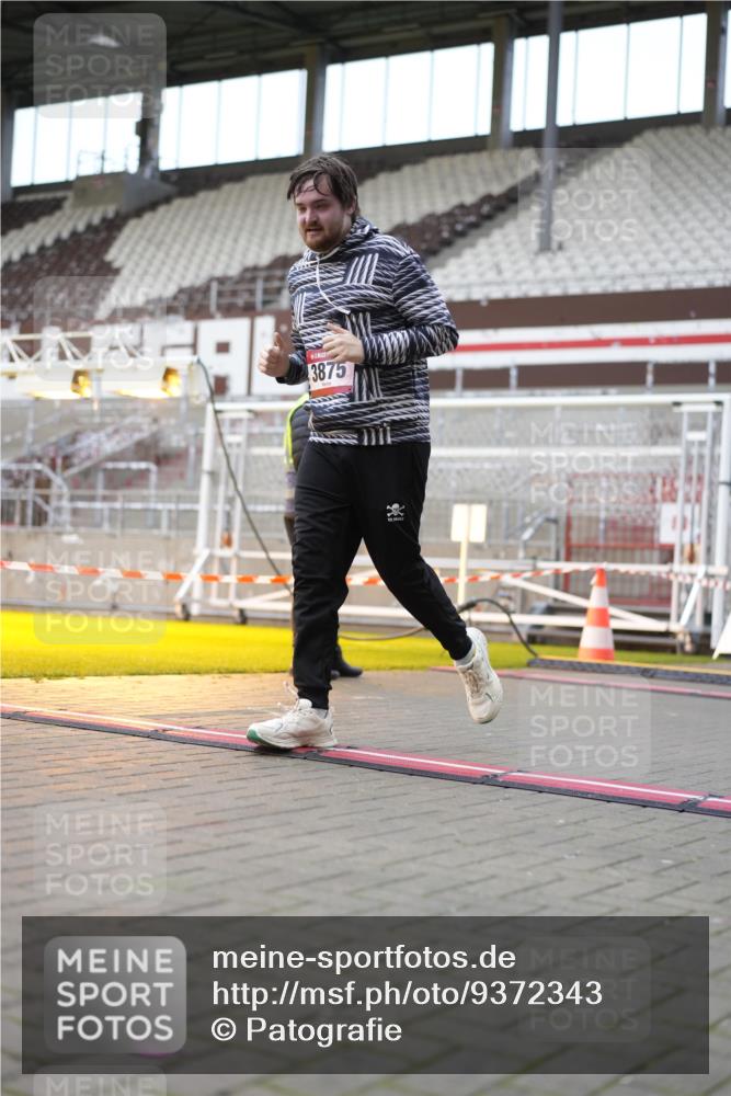07.12.2025 - St. Pauli X-Mass-Run No. 15 Patografie http://msf.ph/oto/9372343 07.12.2025 11:51:31 Ziel 648, 650, 2025, 2027, 2374, 2589, 3116, 3449, 3451, 3875, 3959, 4340, 4602, 4610 meine-sportfotos.de