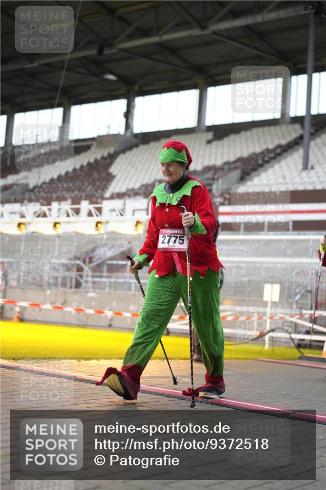 07.12.2025 - St. Pauli X-Mass-Run No. 15 Patografie http://msf.ph/oto/9372518 07.12.2025 11:54:26 Ziel 1331, 1784, 2775, 2778, 2782, 2783, 3446 meine-sportfotos.de