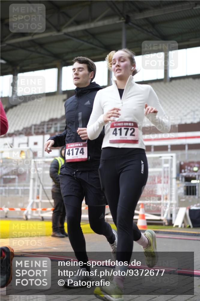 07.12.2025 - St. Pauli X-Mass-Run No. 15 Patografie http://msf.ph/oto/9372677 07.12.2025 11:56:43 Ziel 2596, 2598, 2599, 2824, 2825, 2826, 2929, 2932, 3433, 3459, 3842, 3843, 3844, 4172, 4174 meine-sportfotos.de