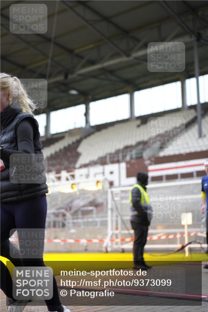 07.12.2025 - St. Pauli X-Mass-Run No. 15 Patografie http://msf.ph/oto/9373099 07.12.2025 11:58:15 Ziel 1151, 1909, 1914, 3150, 3457, 3661, 3817, 4057, 4721 meine-sportfotos.de