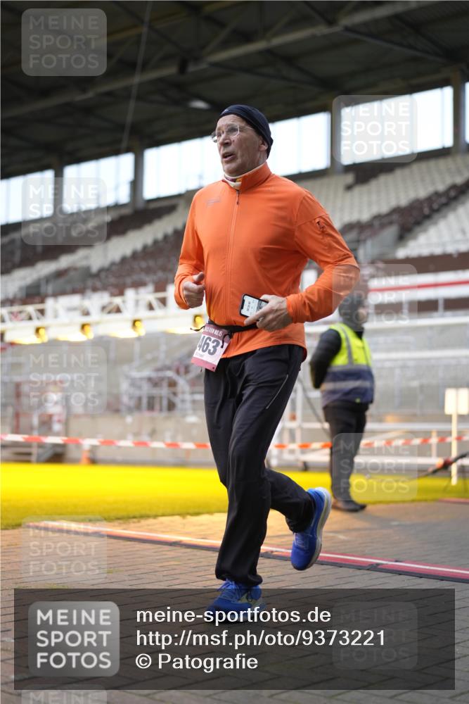 07.12.2025 - St. Pauli X-Mass-Run No. 15 Patografie http://msf.ph/oto/9373221 07.12.2025 12:01:02 Ziel 124, 1635, 1665, 1880, 2463, 3811, 3813, 3992 meine-sportfotos.de