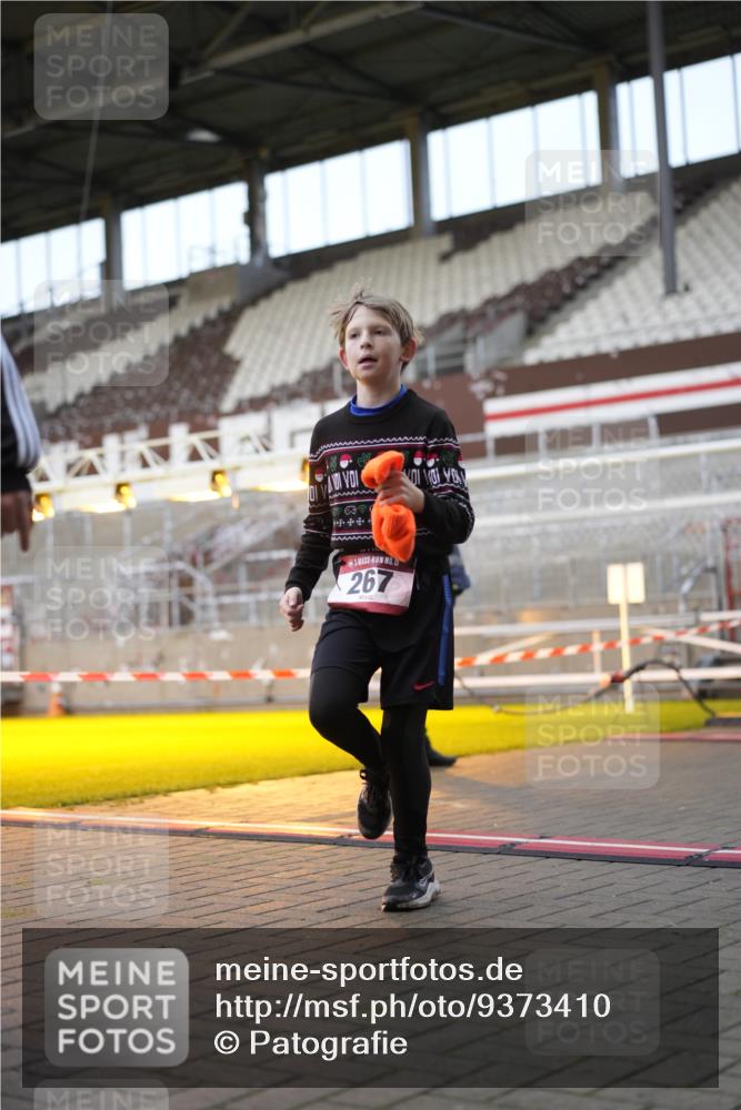 07.12.2025 - St. Pauli X-Mass-Run No. 15 Patografie http://msf.ph/oto/9373410 07.12.2025 12:03:09 Ziel 267, 2610, 2747, 2822, 2834, 2843, 3122, 3125, 3130, 3134, 3281, 3282, 3937, 3941, 3943, 4024, 4243, 4244, 4741, 4747, 4750, 4751 meine-sportfotos.de