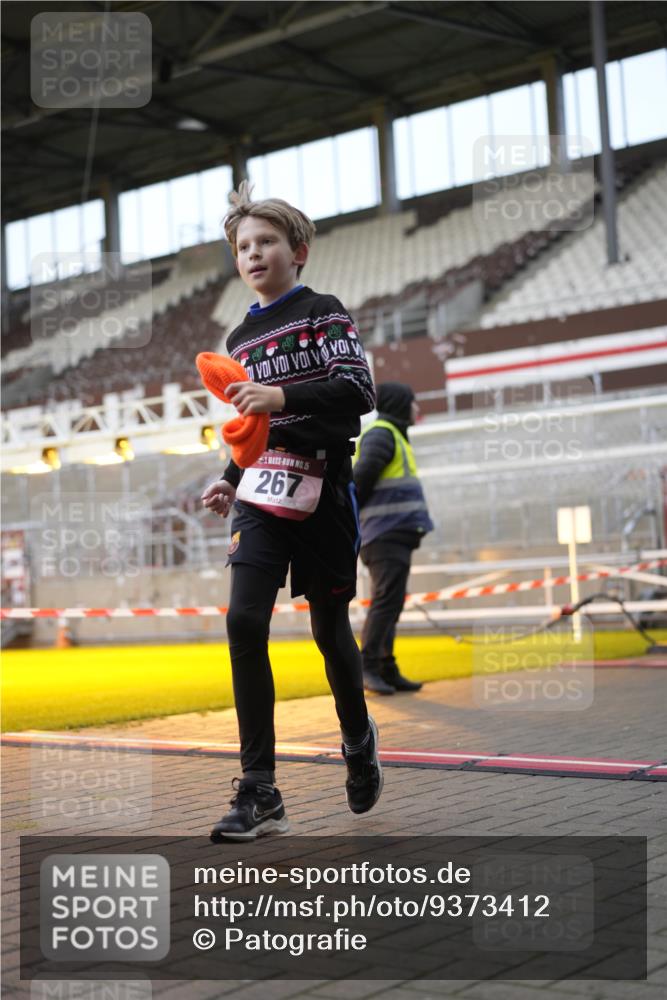 07.12.2025 - St. Pauli X-Mass-Run No. 15 Patografie http://msf.ph/oto/9373412 07.12.2025 12:03:09 Ziel 267, 2610, 2747, 2822, 2834, 2843, 3122, 3125, 3130, 3134, 3281, 3282, 3937, 3941, 3943, 4024, 4243, 4244, 4741, 4747, 4750, 4751 meine-sportfotos.de