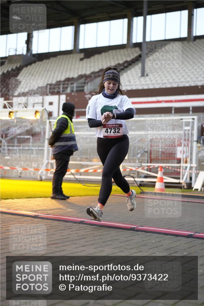 07.12.2025 - St. Pauli X-Mass-Run No. 15 Patografie http://msf.ph/oto/9373422 07.12.2025 12:03:16 Ziel 267, 2610, 2747, 2822, 2834, 2843, 3122, 3125, 3130, 3134, 3281, 3282, 3937, 3941, 3943, 4024, 4732, 4741, 4747, 4750, 4751, 5007 meine-sportfotos.de