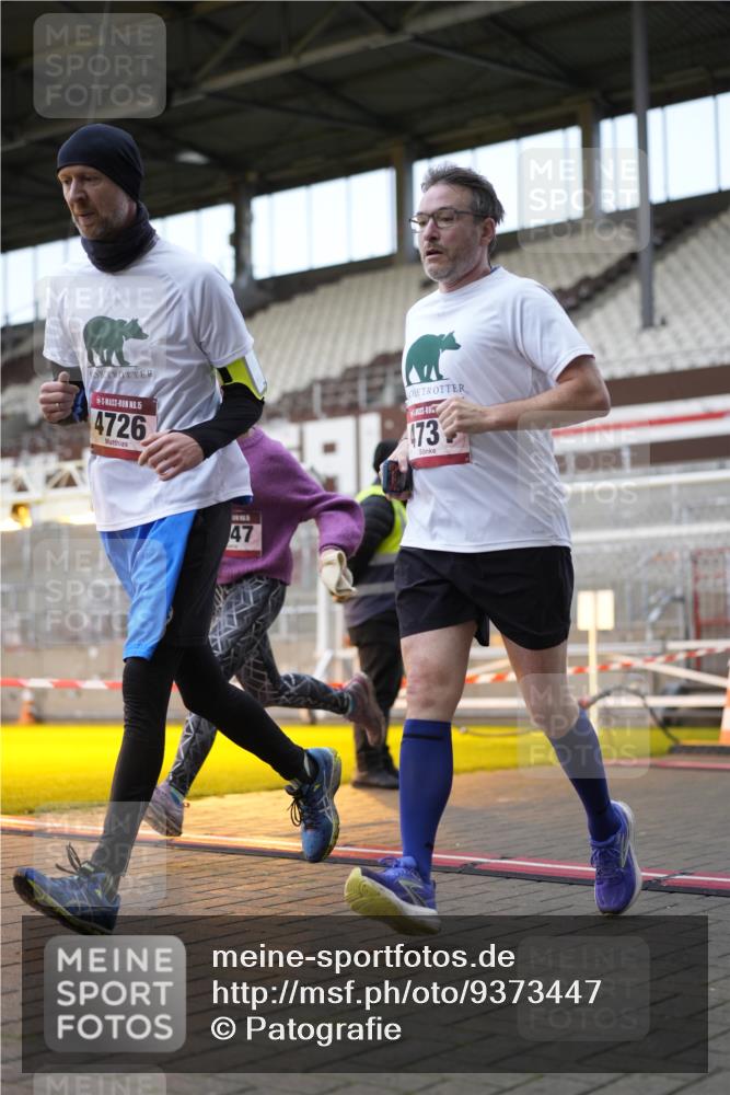 07.12.2025 - St. Pauli X-Mass-Run No. 15 Patografie http://msf.ph/oto/9373447 07.12.2025 12:03:26 Ziel 255, 258, 3282, 3807, 3937, 3941, 3943, 4006, 4022, 4221, 4224, 4241, 4247, 4726, 4731, 4732, 4741, 4746, 5007 meine-sportfotos.de