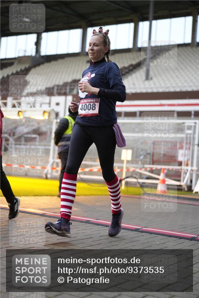 07.12.2025 - St. Pauli X-Mass-Run No. 15 Patografie http://msf.ph/oto/9373535 07.12.2025 12:04:10 Ziel 778, 795, 923, 1228, 1231, 1236, 1357, 1490, 1504, 2091, 2398, 3121, 3705, 3753, 3851, 3983, 3985, 4008, 4302, 4305, 4311, 4374, 4386, 4728 meine-sportfotos.de