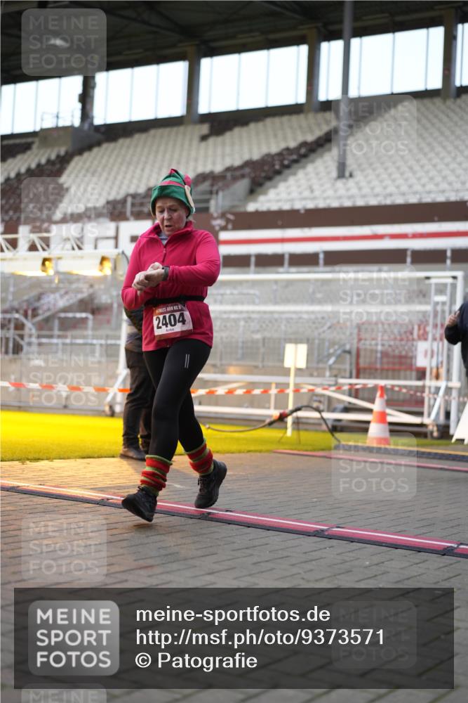 07.12.2025 - St. Pauli X-Mass-Run No. 15 Patografie http://msf.ph/oto/9373571 07.12.2025 12:04:26 Ziel 1490, 2404, 2410, 2769, 3675, 3833, 4056, 4059, 4374, 4375, 4386, 4728 meine-sportfotos.de