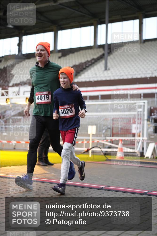 07.12.2025 - St. Pauli X-Mass-Run No. 15 Patografie http://msf.ph/oto/9373738 07.12.2025 12:05:55 Ziel 5, 6, 760, 768, 1038, 3106, 3107, 3137, 4019, 4020, 4176, 4307, 4326, 4327, 4357, 4405, 4413 meine-sportfotos.de