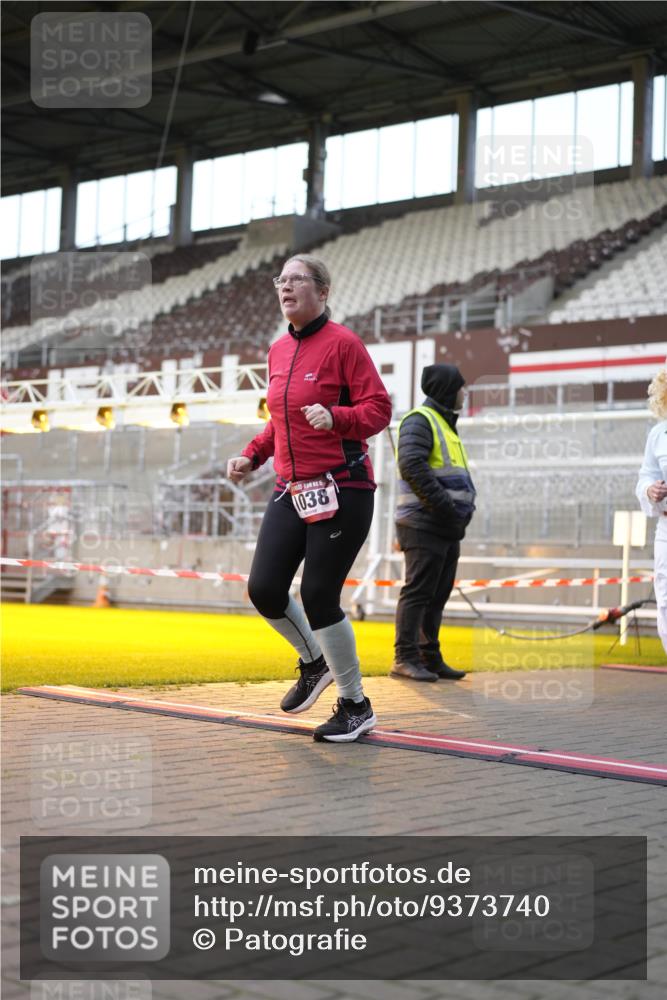 07.12.2025 - St. Pauli X-Mass-Run No. 15 Patografie http://msf.ph/oto/9373740 07.12.2025 12:05:57 Ziel 5, 6, 760, 768, 1038, 3106, 3107, 3137, 4019, 4020, 4176, 4307, 4326, 4327, 4357, 4405, 4413 meine-sportfotos.de