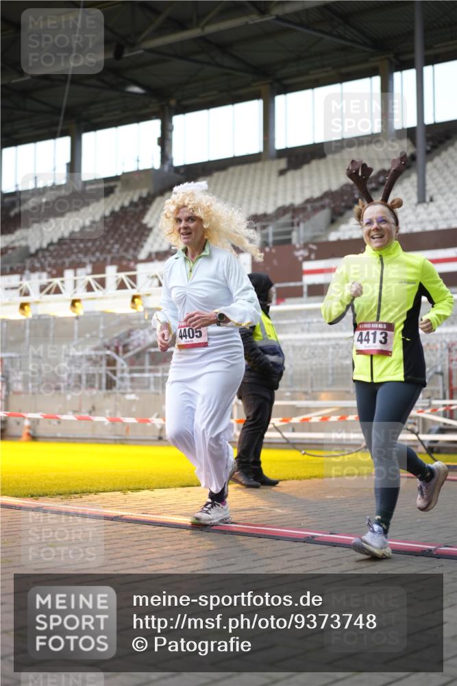 07.12.2025 - St. Pauli X-Mass-Run No. 15 Patografie http://msf.ph/oto/9373748 07.12.2025 12:05:58 Ziel 5, 6, 760, 768, 1038, 3106, 3107, 3137, 4019, 4020, 4176, 4307, 4326, 4327, 4357, 4405, 4413 meine-sportfotos.de