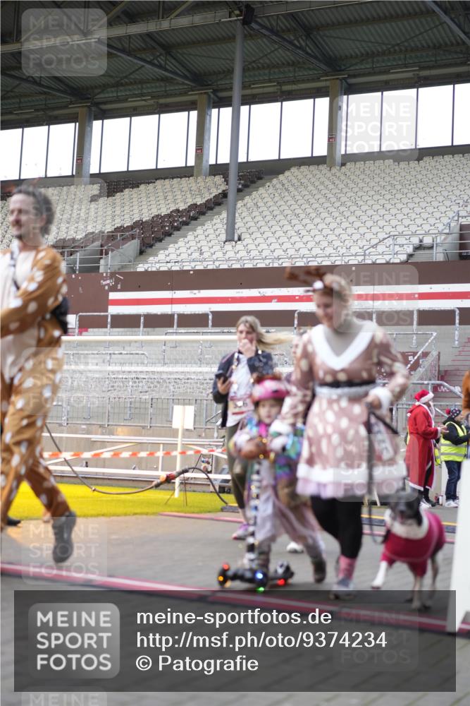 07.12.2025 - St. Pauli X-Mass-Run No. 15 Patografie http://msf.ph/oto/9374234 07.12.2025 12:08:43 Ziel 586, 1214, 1219, 1253, 1269, 1270, 1901, 2679, 2873, 2889, 2892, 3230, 3233, 3595, 3876, 4084, 4086, 4137, 4138, 4182, 4183, 4252, 4294, 4295, 4297, 4422, 4429, 4720 meine-sportfotos.de