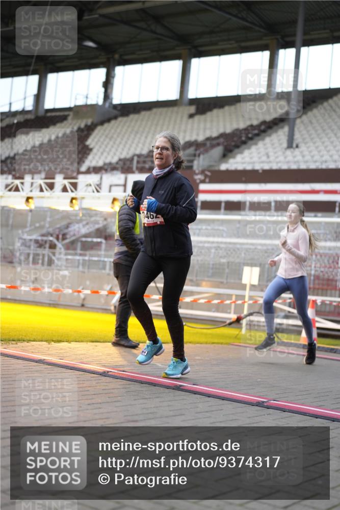07.12.2025 - St. Pauli X-Mass-Run No. 15 Patografie http://msf.ph/oto/9374317 07.12.2025 12:09:52 Ziel 830, 835, 1494, 3462, 3744, 3746, 3760 meine-sportfotos.de