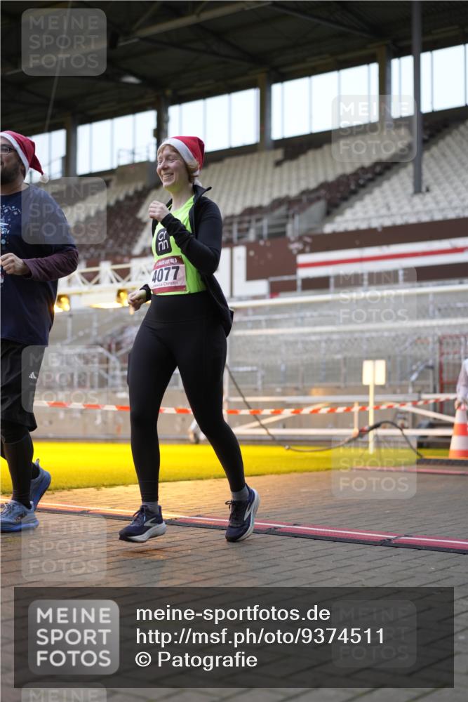 07.12.2025 - St. Pauli X-Mass-Run No. 15 Patografie http://msf.ph/oto/9374511 07.12.2025 12:13:21 Ziel 455, 463, 466, 3645, 4077, 4258, 4261, 4713 meine-sportfotos.de