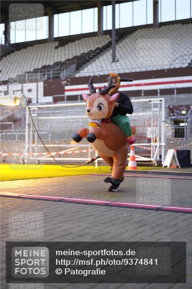 07.12.2025 - St. Pauli X-Mass-Run No. 15 Patografie http://msf.ph/oto/9374841 07.12.2025 09:59:14 Ziel 939, 1120, 2207, 2529, 2657, 3345 meine-sportfotos.de