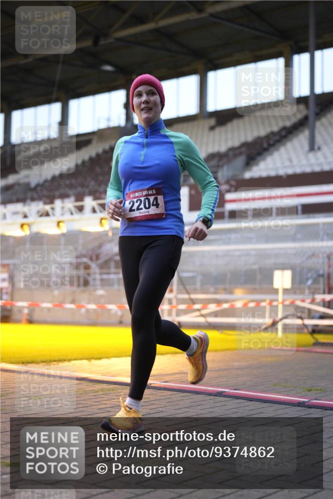 07.12.2025 - St. Pauli X-Mass-Run No. 15 Patografie http://msf.ph/oto/9374862 07.12.2025 09:59:21 Ziel 939, 961, 1120, 2204, 2207, 2657, 4029 meine-sportfotos.de