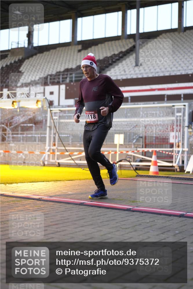 07.12.2025 - St. Pauli X-Mass-Run No. 15 Patografie http://msf.ph/oto/9375372 07.12.2025 10:03:03 Ziel 177, 442, 443, 936, 943, 956, 963, 1118, 1594, 2505, 3417 meine-sportfotos.de