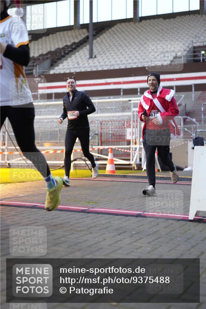 07.12.2025 - St. Pauli X-Mass-Run No. 15 Patografie http://msf.ph/oto/9375488 07.12.2025 10:03:31 Ziel 213, 214, 358, 940, 984, 1023, 1263, 1264, 1484, 1486, 1506, 1888, 2002, 2380, 3334, 4193, 4239, 4660, 4667, 4679, 4680 meine-sportfotos.de