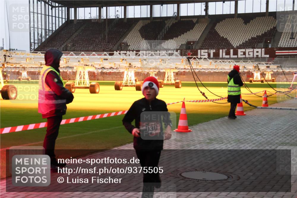 07.12.2025 - St. Pauli X-Mass-Run No. 15 Luisa Fischer http://msf.ph/oto/9375505 07.12.2025 09:51:40 Ziel 030, 13, 615, 1258, 2030, 2135, 2224, 2646, 3110, 4273 meine-sportfotos.de