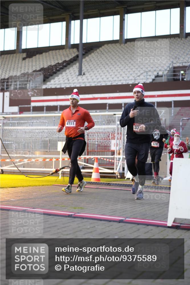 07.12.2025 - St. Pauli X-Mass-Run No. 15 Patografie http://msf.ph/oto/9375589 07.12.2025 10:03:47 Ziel 185, 213, 399, 626, 628, 1027, 1028, 1307, 1394, 1425, 1506, 2002, 2110, 2112, 2366, 2380, 3198, 3337, 3340, 3359, 3519, 3734, 4151, 4679 meine-sportfotos.de