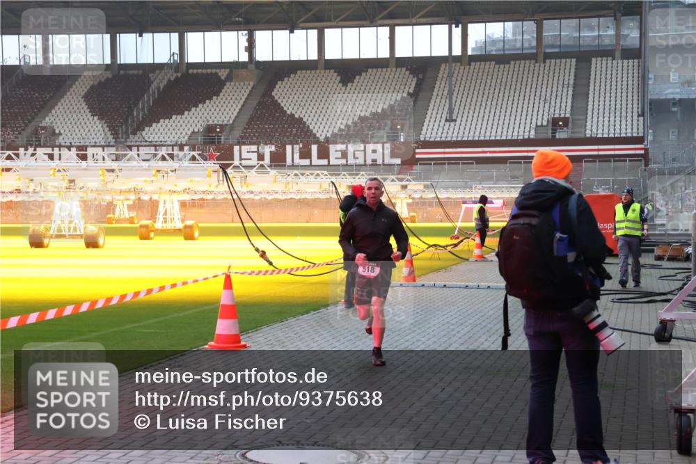 07.12.2025 - St. Pauli X-Mass-Run No. 15 Luisa Fischer http://msf.ph/oto/9375638 07.12.2025 09:53:25 Ziel 518, 195, 518, 937, 1052, 1241, 1874 meine-sportfotos.de