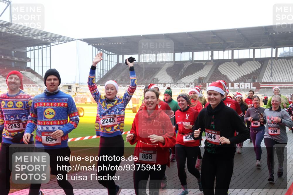 07.12.2025 - St. Pauli X-Mass-Run No. 15 Luisa Fischer http://msf.ph/oto/9375943 07.12.2025 11:06:39 Ziel 1, 15, 2243, 854, 15, 2245, 5, 858, 458, 15, 944, 298, 204, 92, 204, 298, 300, 402, 403, 414, 474, 486, 556, 659, 693, 854, 858, 878, 920, 924, 925, 927, 929, 932, 944, 973, 1024, 1025, 1092, 1196, 1208, 1223, 1229, 1287, 1403, 1428, 1429, 1430, 1432, 1440, 1442, 1556, 1564, 1608, 1648, 2243, 2245, 2254, 3272, 3278, 4579, 4581, 4583, 4585, 4587 meine-sportfotos.de