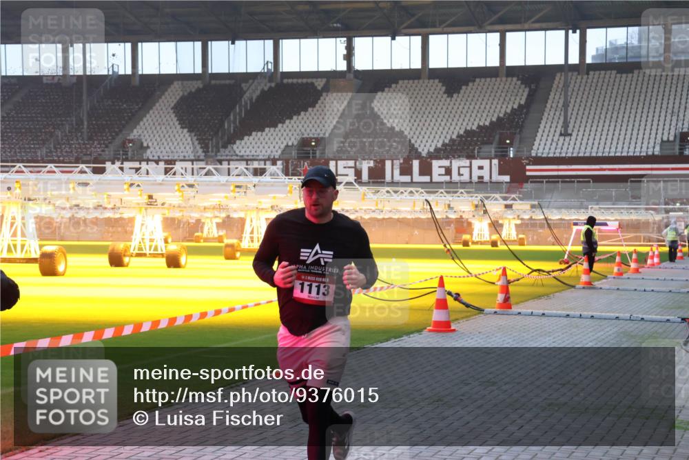 07.12.2025 - St. Pauli X-Mass-Run No. 15 Luisa Fischer http://msf.ph/oto/9376015 07.12.2025 09:55:39 Ziel 5, 1113, 1101, 1113, 1649, 1655, 1722, 4087, 4088 meine-sportfotos.de