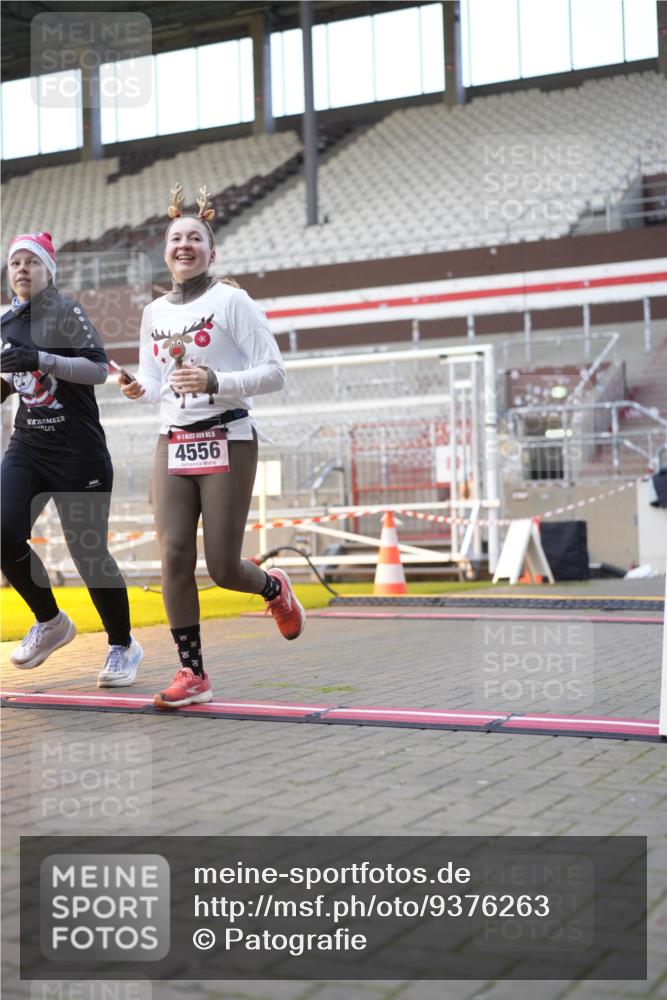 07.12.2025 - St. Pauli X-Mass-Run No. 15 Patografie http://msf.ph/oto/9376263 07.12.2025 10:05:20 Ziel 114, 543, 668, 950, 1121, 1316, 1374, 1481, 1661, 1761, 3186, 3386, 4036, 4556, 4558 meine-sportfotos.de