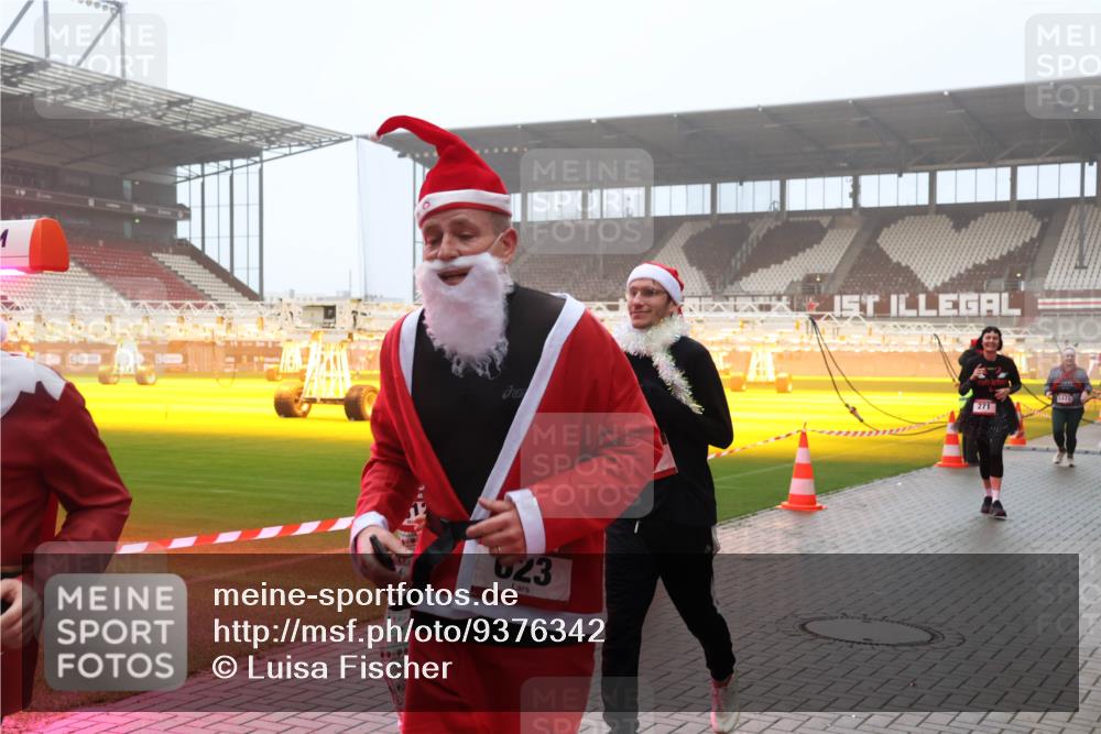 07.12.2025 - St. Pauli X-Mass-Run No. 15 Luisa Fischer http://msf.ph/oto/9376342 07.12.2025 11:08:13 Ziel 1, 4, 623, 271, 1441, 77, 271, 273, 286, 293, 315, 332, 377, 389, 397, 476, 490, 591, 603, 621, 622, 623, 629, 635, 653, 673, 772, 774, 781, 1107, 1123, 1129, 1202, 1206, 1226, 1230, 1233, 1235, 1249, 1342, 1355, 1378, 1381, 1382, 1383, 1439, 1441, 1460, 1509, 1520, 1525, 1809, 1810, 1812, 1824, 1866, 1910, 2403, 2693, 4798, 4815, 5008 meine-sportfotos.de
