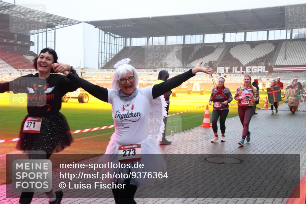 07.12.2025 - St. Pauli X-Mass-Run No. 15 Luisa Fischer http://msf.ph/oto/9376364 07.12.2025 11:08:18 Ziel 271, 273, 1441, 1439, 77, 271, 273, 286, 293, 315, 332, 377, 389, 397, 623, 629, 635, 653, 772, 774, 1107, 1123, 1129, 1226, 1230, 1235, 1249, 1342, 1355, 1378, 1381, 1382, 1383, 1439, 1441, 1460, 1509, 1520, 1525, 1596, 1809, 1810, 1812, 1824, 1866, 1910, 2693, 4798, 4815, 5008 meine-sportfotos.de