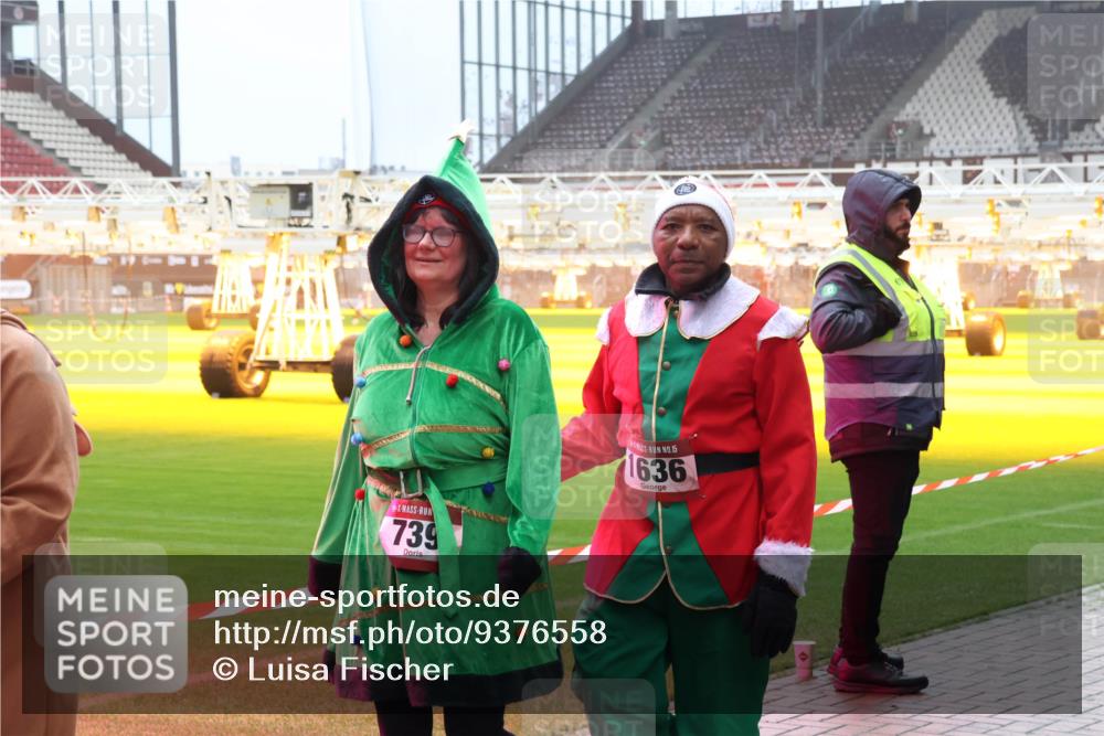 07.12.2025 - St. Pauli X-Mass-Run No. 15 Luisa Fischer http://msf.ph/oto/9376558 07.12.2025 10:23:35 Ziel 739, 15, 1636, 794, 1996, 2123, 2304, 2508, 2511, 2638, 3052, 3078, 3079, 3780, 4005, 4141, 4287, 4407, 4411, 4419, 4458, 4509, 4539 meine-sportfotos.de