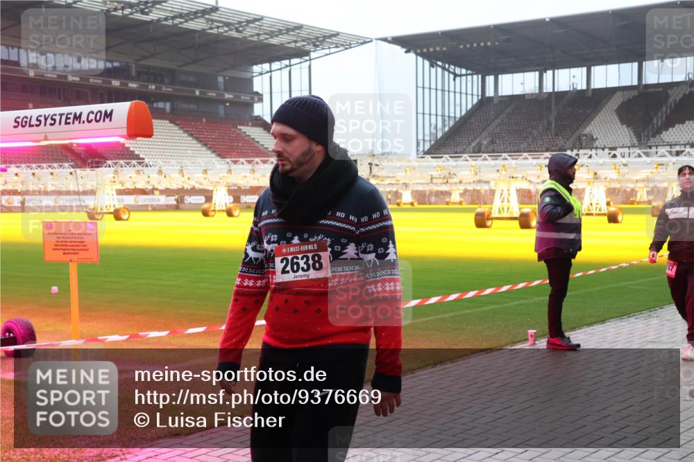 07.12.2025 - St. Pauli X-Mass-Run No. 15 Luisa Fischer http://msf.ph/oto/9376669 07.12.2025 10:23:54 Ziel 15, 2638, 287, 638, 1104, 1996, 2123, 2304, 2508, 2511, 3052, 3078, 3079, 3539, 3644, 3649, 3887, 3890, 4005, 4043, 4141, 4145, 4377, 4378, 4458, 4549 meine-sportfotos.de