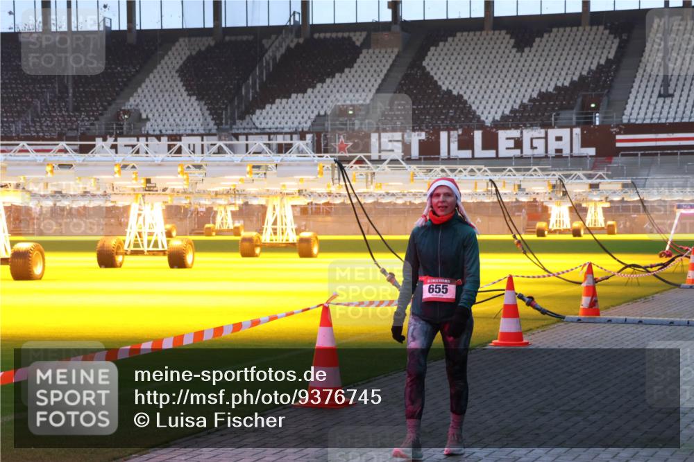 07.12.2025 - St. Pauli X-Mass-Run No. 15 Luisa Fischer http://msf.ph/oto/9376745 07.12.2025 09:59:11 Ziel 655, 238, 261, 483, 532, 655, 1003, 1115, 1173, 1528, 1542, 1603, 1633, 1774, 1782, 1785, 2205, 2392, 3147, 3308, 3345, 3515, 4031, 4206 meine-sportfotos.de