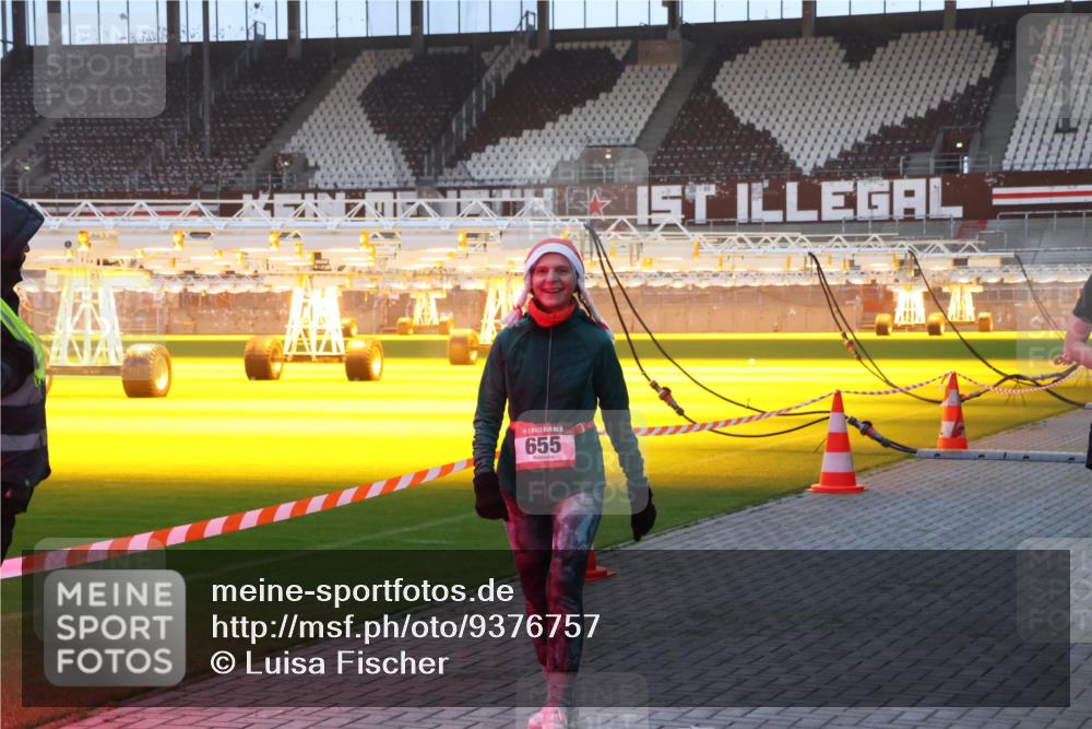 07.12.2025 - St. Pauli X-Mass-Run No. 15 Luisa Fischer http://msf.ph/oto/9376757 07.12.2025 09:59:13 Ziel 15, 655, 238, 261, 483, 532, 655, 1003, 1115, 1173, 1528, 1542, 1603, 1633, 1774, 1782, 1785, 2205, 2392, 2529, 3147, 3308, 3345, 4031, 4206 meine-sportfotos.de