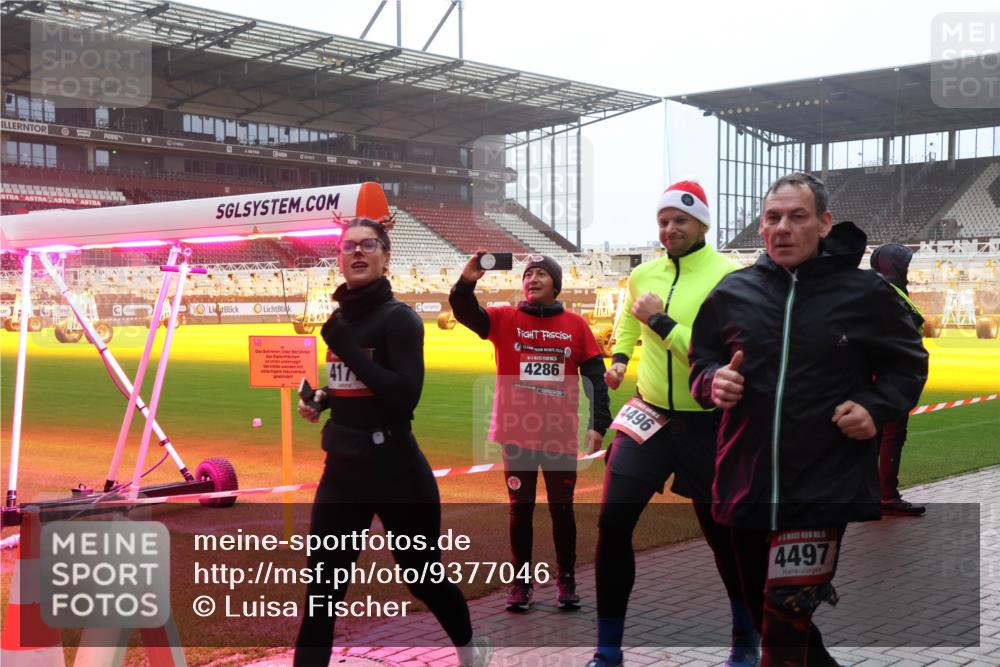 07.12.2025 - St. Pauli X-Mass-Run No. 15 Luisa Fischer http://msf.ph/oto/9377046 07.12.2025 10:25:23 Ziel 417, 13, 2024, 4286, 4496, 5, 4497, 915, 974, 1012, 1977, 1986, 1987, 1995, 2071, 3152, 3962, 4078, 4079, 4091, 4092, 4135, 4136, 4155, 4177, 4335, 4431, 4474, 4496, 4497, 4513, 4514, 4530, 4541, 4542, 4766, 4780, 4846 meine-sportfotos.de